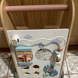 UPYEARLING Wooden "sit to‎ stand" learning activity walker. Toddler aid & play.